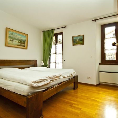 Albergo Ristorante Della Posta 모르코테 외부 사진