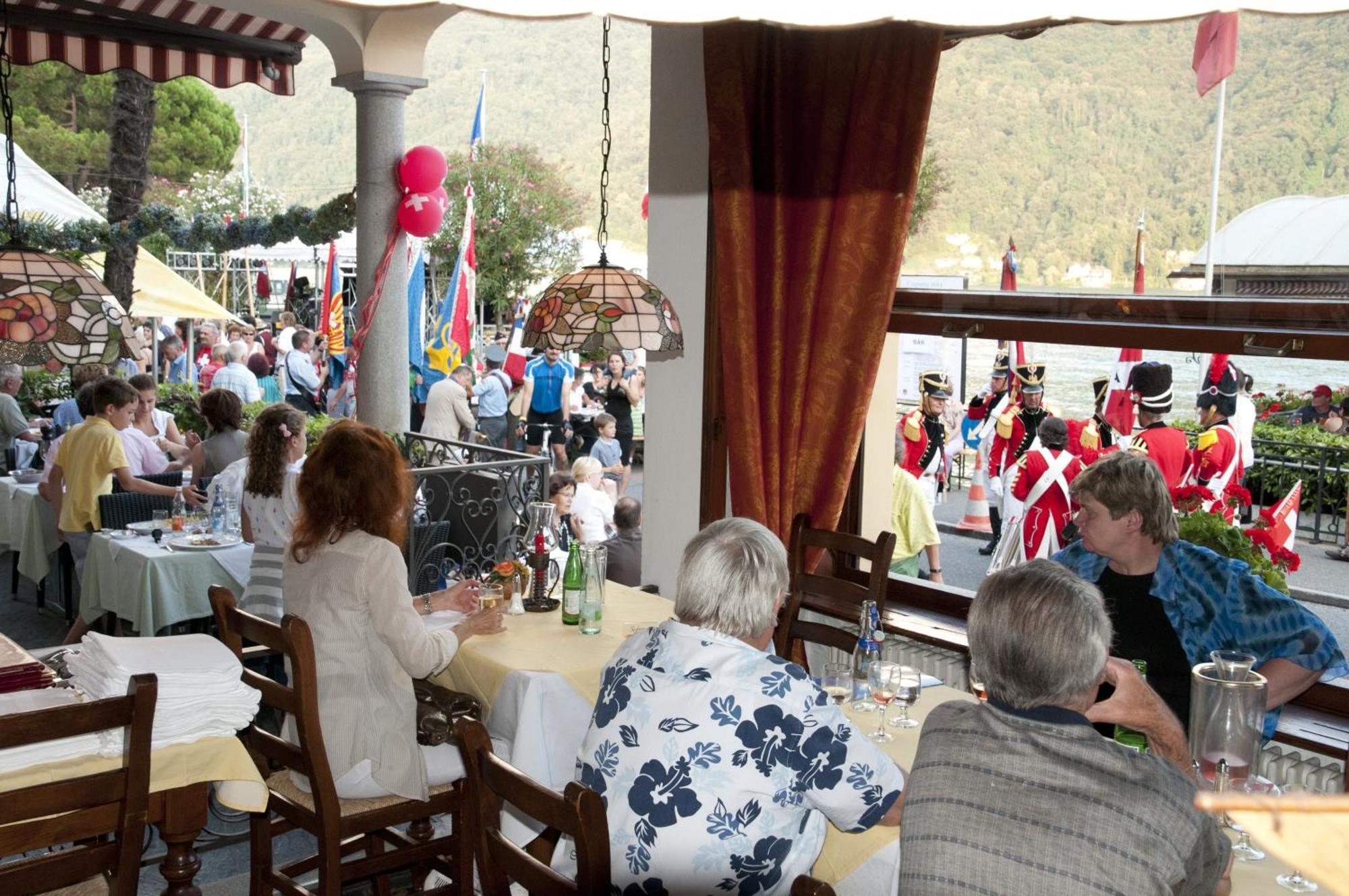 Albergo Ristorante Della Posta 모르코테 외부 사진