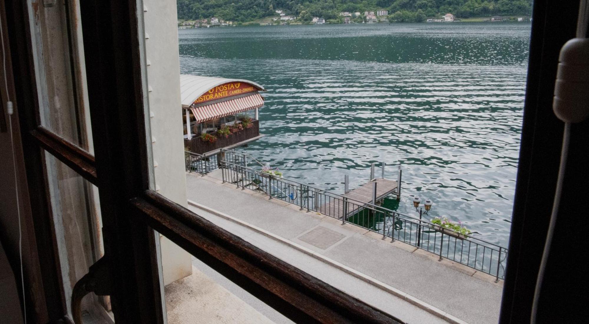 Albergo Ristorante Della Posta 모르코테 외부 사진