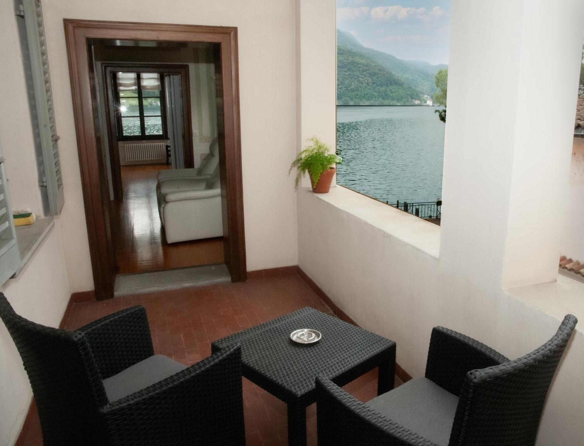 Albergo Ristorante Della Posta 모르코테 외부 사진