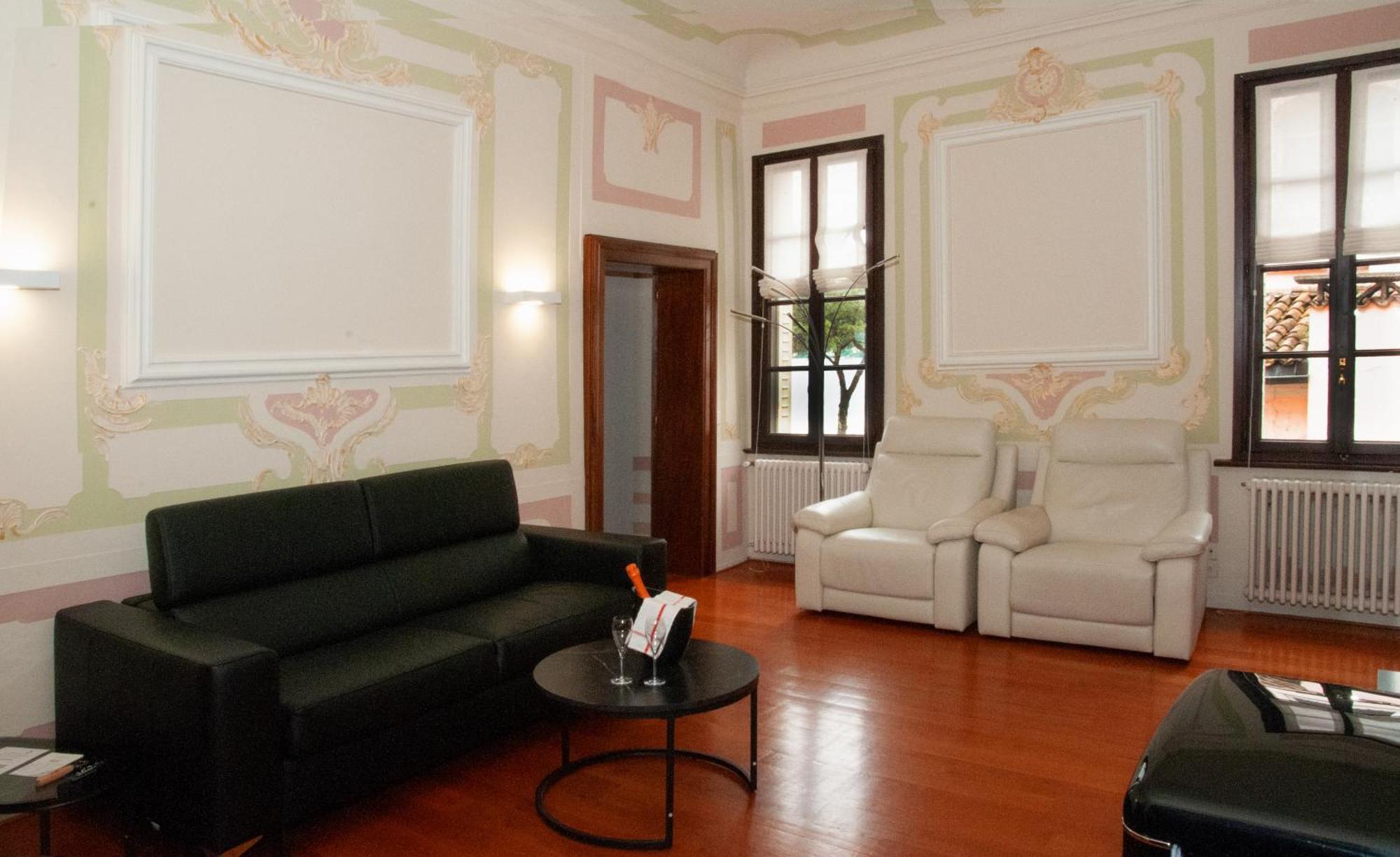 Albergo Ristorante Della Posta 모르코테 외부 사진